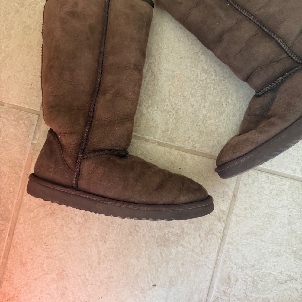 Y2K Chocolate Brown Tall UGG Boots Size 7 - Picture 2 of 9